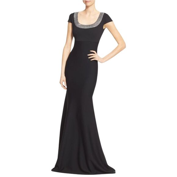 St. John Black Jeweled Scoop Neck Wool Blend Maxi Knit Trumpet Dress Gown 8 - Picture 1 of 7